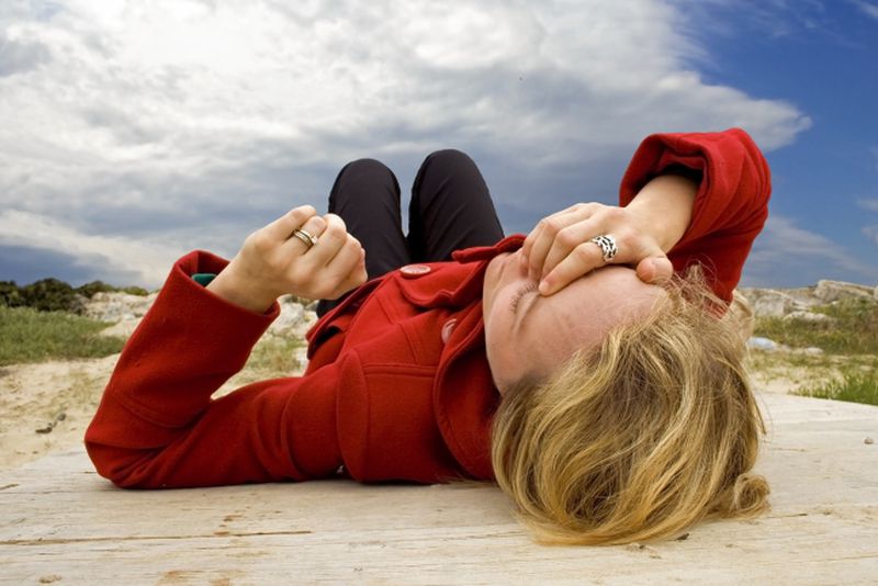Miami Woman Faints After Wearing Winter Clothes in 80 Degree Weather