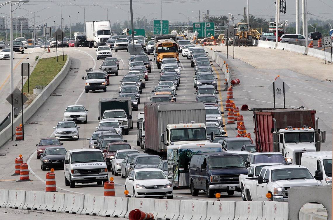 miami tourist traffic driving